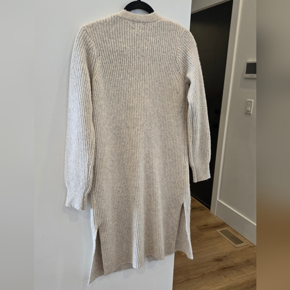 Jessica Simpson Cream Ribbed Long Button Cardigan - Picture 2 of 2